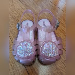 Mini Melissa shell sandals